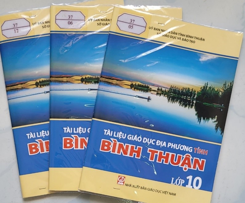 Tài Liệu Về Giáo Dục Địa Phương Lớp 10: Hướng Tới Phát Triển Bền Vững Trong Giáo Dục